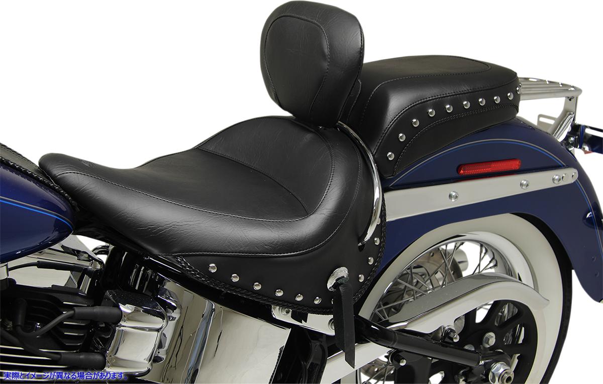 取寄せ ワイドリアシート - スタッズ付き - ブラック - FLST 05-17 マスタング Wide Rear Seat - Studded - Black - FLST '05-'17 76235 08020896