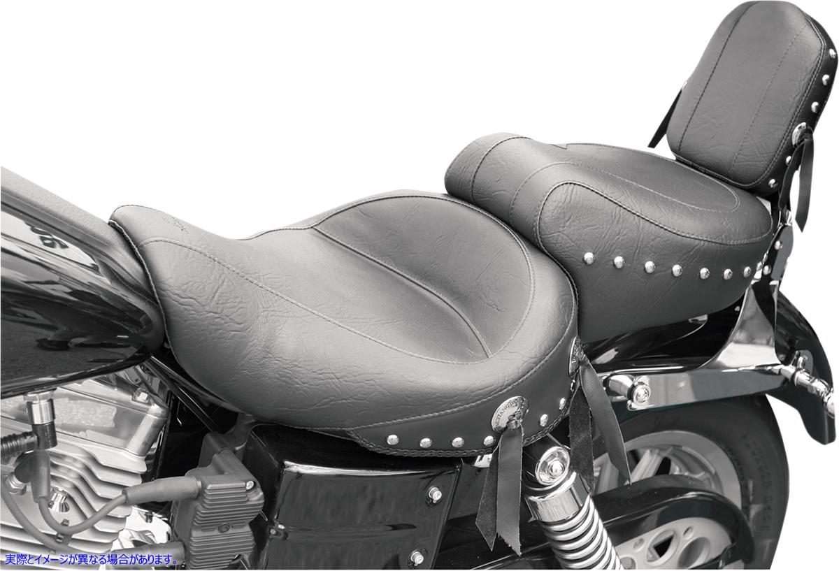 取寄せ スタッド2アップシート マスタング Wide Studded Seat - Dyna '04-'05 75109 08030221