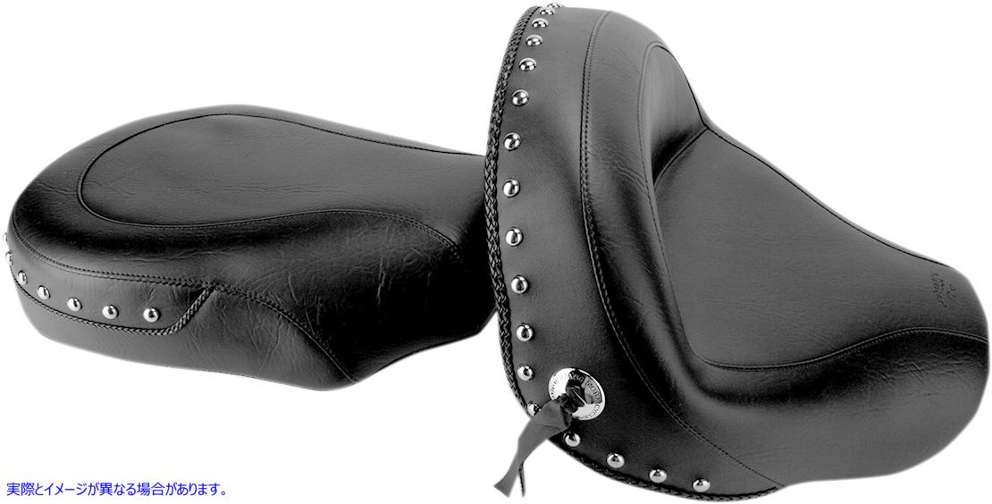 取寄せ ワイドツーリング2アップシート マスタング Seat - Wide - Touring - Without Backrest - Two-Piece - Chrome Studded - Black w/Conchos - VStar 950 76070 08100701