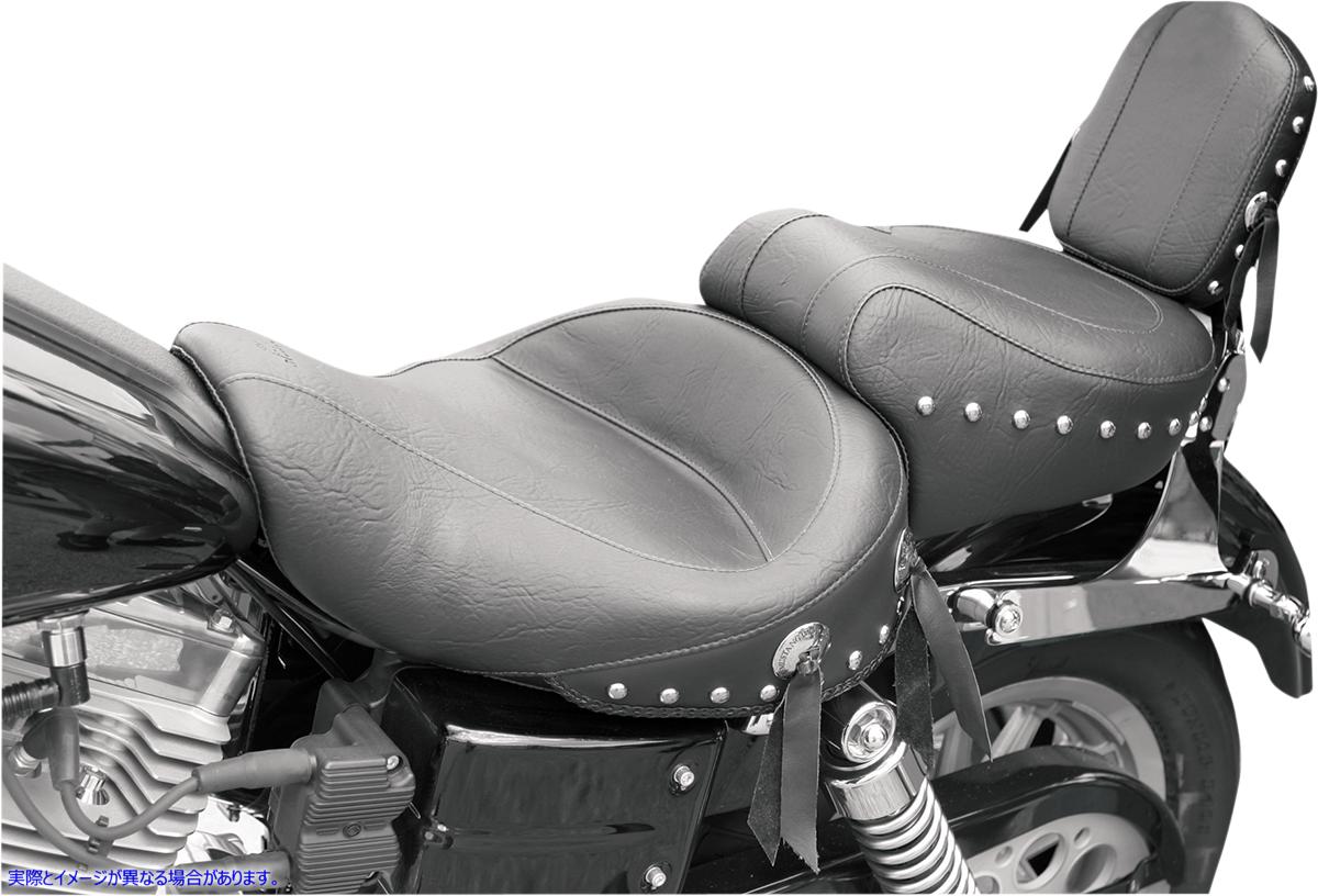 取寄せ スタッズ付き2アップシート マスタング Wide Studded Seat - FXDWG '96-'03 75530 DS905542